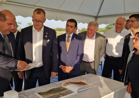 Председатель парламента Словакии ознакомился с проектом “Умное село” в Агдаме