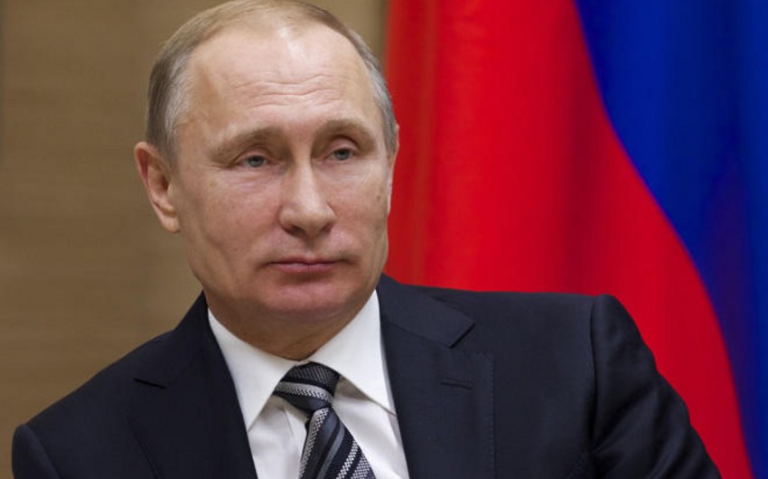 Vladimir Putin Rusiya müsəlmanlarına müraciət edib