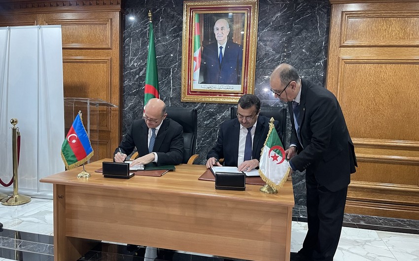 Azerbaijan, Algeria sign document on oil and gas cooperation 