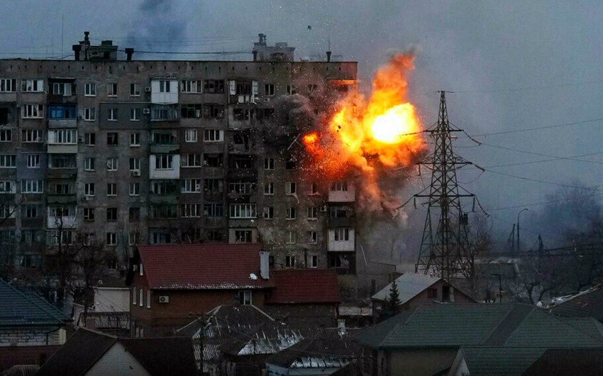 В украинском городе в результате артиллерийской атаки погибли два человека, двое ранены 
