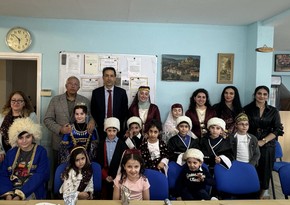 В азербайджанской школе в Гааге отметили праздник Новруз