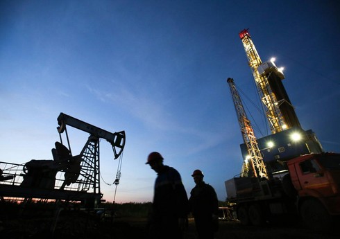 Добыча нефти в Азербайджане за год снизилась почти на 8%