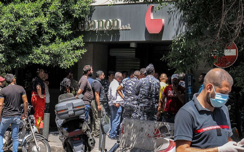 Банки Ливана закрыли все свои офисы после нападений недовольных вкладчиков