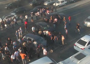Тяжелое ДТП в Баку стало причиной пробок на проспекте Зии Буниятова 
