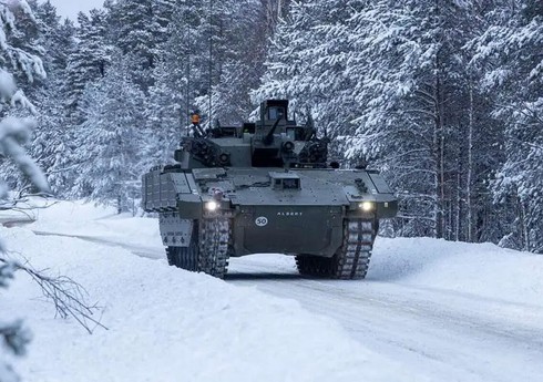 Британия испытала новую боевую машину AJAX в условиях сильного мороза