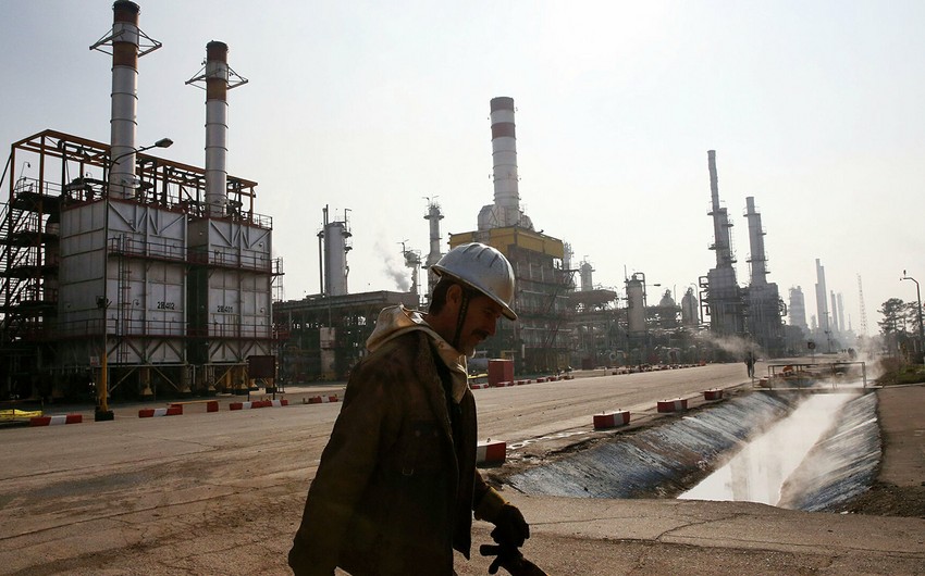Iran prepares to raise oil production