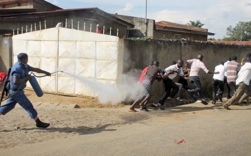 Burundi police battle anti-Pierre Nkurunziza protesters