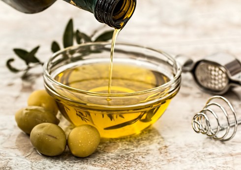 Азербайджан начал экспорт оливкового масла в Испанию и Турцию
