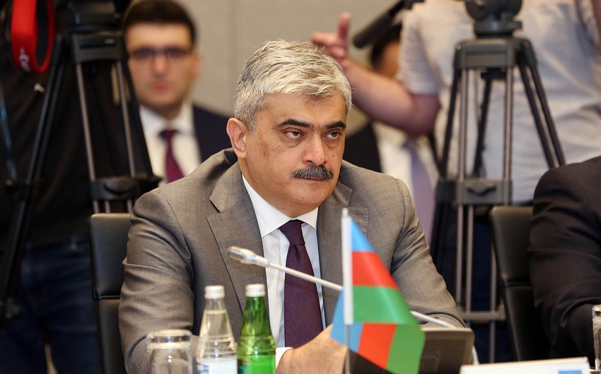 Самир Шарифов: Надо искать новые пути поощрения торговли в регионе