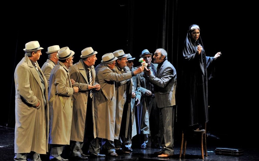 Akademik Milli Dram Teatrında yeni hazırlanan “Dəli yığıncağı” tamaşası nümayiş olunub