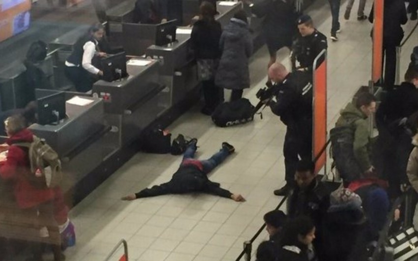 ​Британец угрожал взорвать бомбу в аэропорту Амстердама