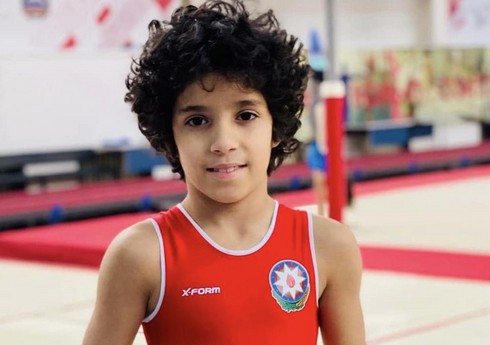 Азербайджанский гимнаст завоевал золотую медаль в России