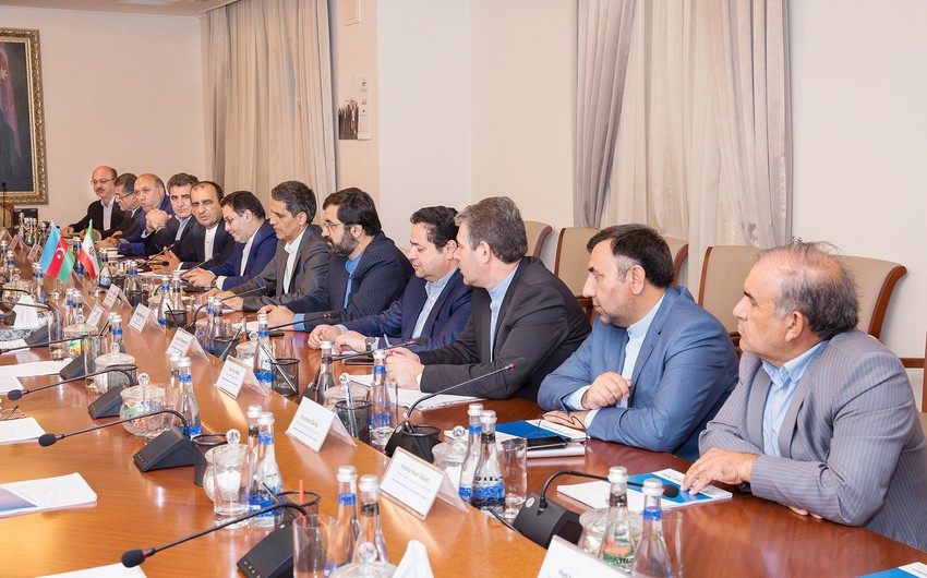 Глава Азербайджанских железных дорог встретился с иранской делегацией
