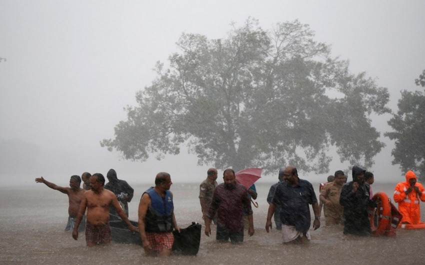 Hindistanın Kerala ştatında leysan yağışları 42 nəfərin həyatına son qoyub - YENİLƏNİB