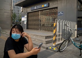 Власти Шанхая в попытках сдержать COVID-19 полностью закрыли метро