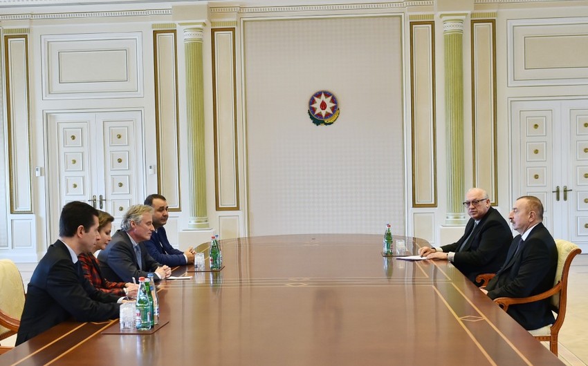 Президент Ильхам Алиев принял первого вице-президента компании Thales International - ДОПОЛНЕНО