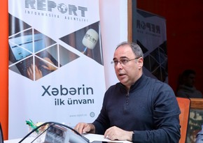 Anar Azizov at Report Media School: News should not tire readers