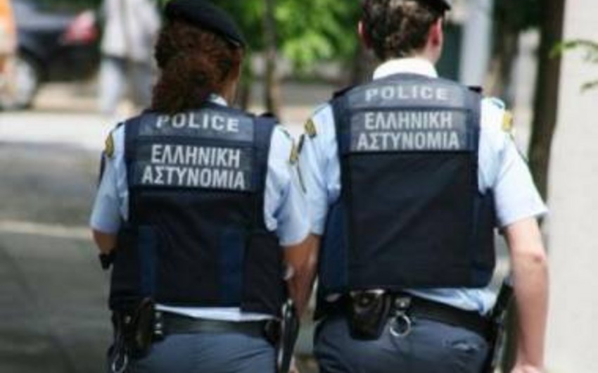 Yunanıstan polisi Makedoniya ilə sərhəddə qaçqınlara qarşı əməliyyat keçirir