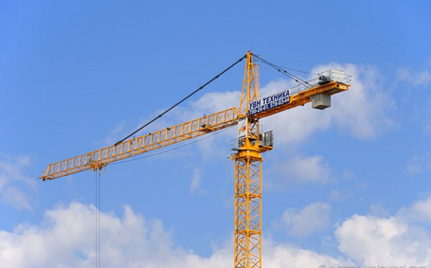 20 injured as two cranes topple onto houses in western Netherland