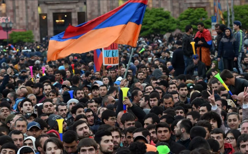 Армяне проведут акцию перед посольством России в Ереване