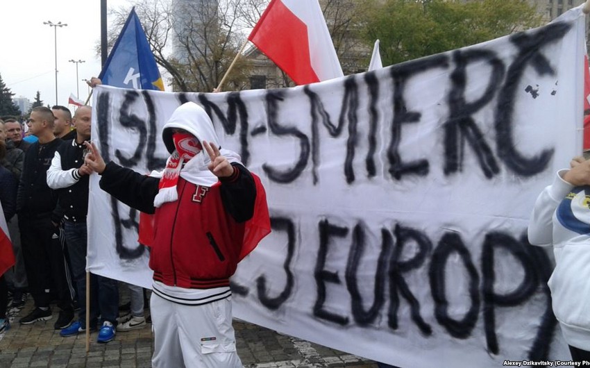 В Варшаве проходит демонстрация против мусульманских мигрантов