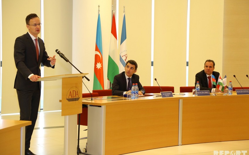 Глава МИД Венгрии: В Азербайджане уважают и ценят религиозное многообразие