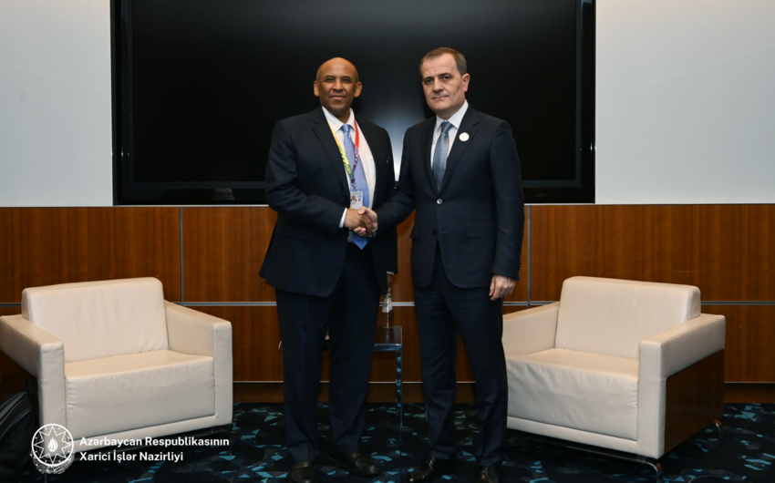 Джейхун Байрамов встретился с директором Банка технологий ООН для наименее развитых стран