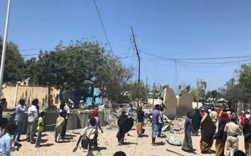Три человека погибли при взрыве в Сомали - ВИДЕО