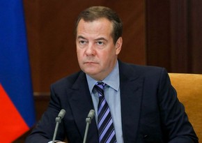 Medvedev: Sanksiyalara uyğunlaşmağın resepti yoxdur