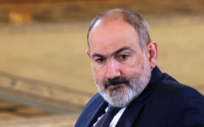 Ermənistan parlamentinin deputatları spikerin istefasını tələb edirlər