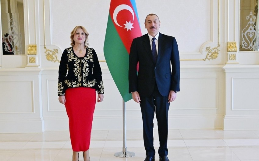 President Ilham Aliyev receives credentials of incoming Algerian ambassador