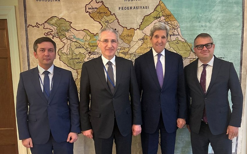 Джон Керри посетил посольство Азербайджана в Вашингтоне