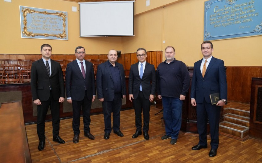 Ramin Məmmədov Bakıdakı xristian dini icmalarını ziyarət edib