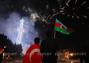 В Баку состоялся музыкальный фейерверк по случаю Дня Победы