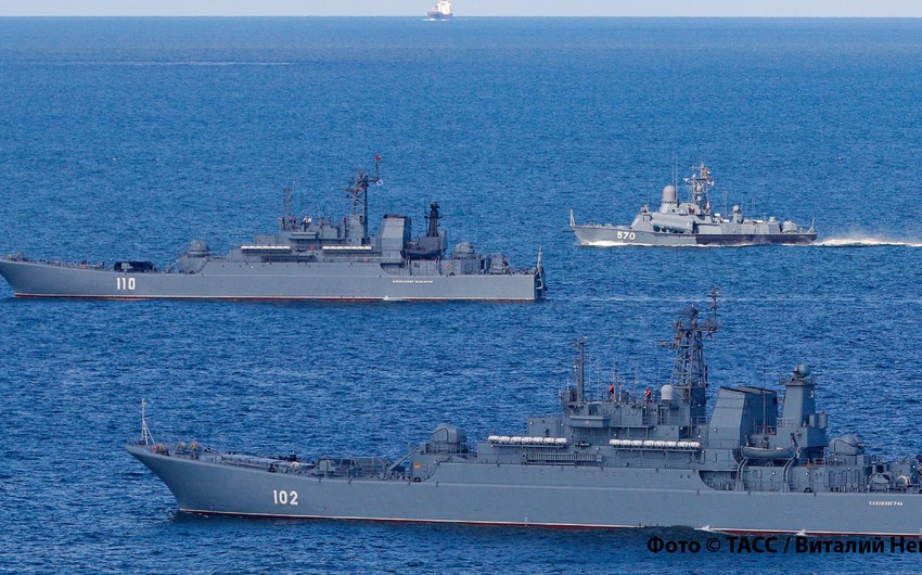 Russia conducts military exercises in Black Sea