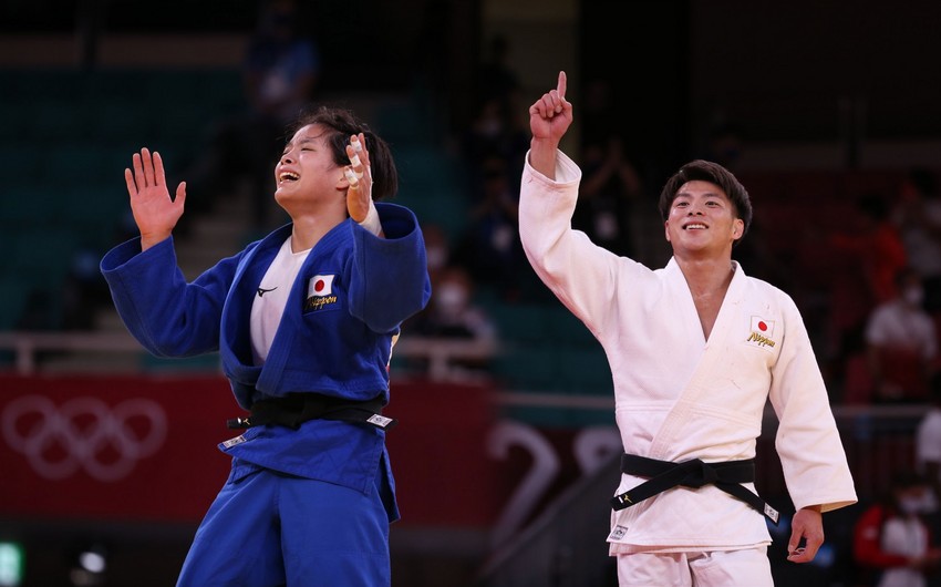Брат и сестра из Японии в течение часа выиграли по золоту Олимпиады