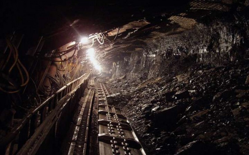 В результате обрушения шахты в Китае погибли 19 человек