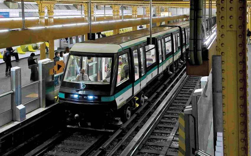 Azerbaijan can purchase new subway trains from France