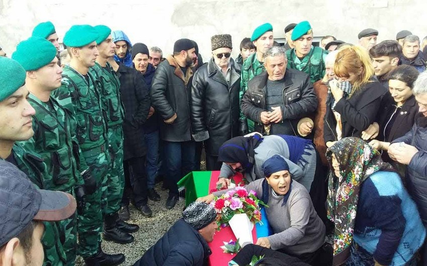 Похоронен убитый азербайджанский пограничник - ФОТО - ВИДЕО