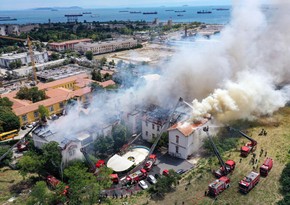 В Стамбуле из-за пожара из здания больницы эвакуированы свыше 100 пациентов 
