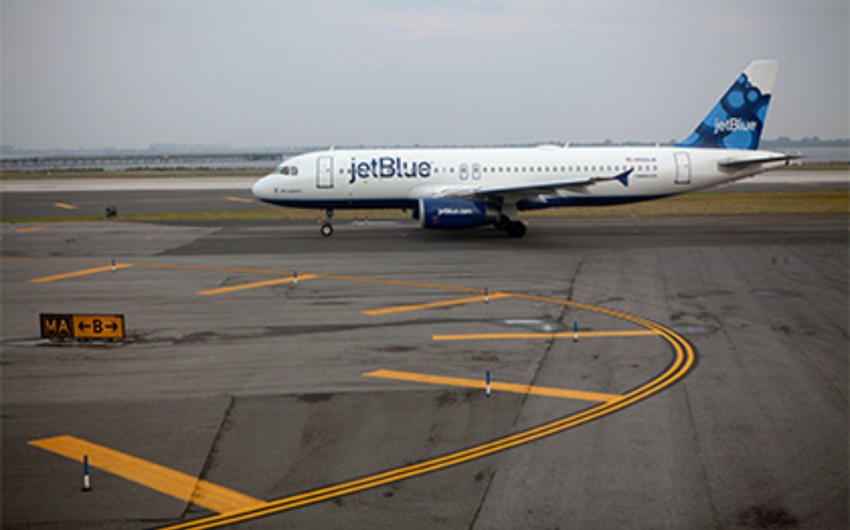 ​Из-за турбулентности в самолете JetBlue Airways пострадали 24 человека