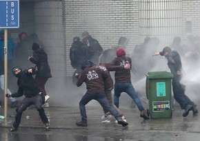 В Брюсселе полиция применила водометы и слезоточивый газ против фермеров