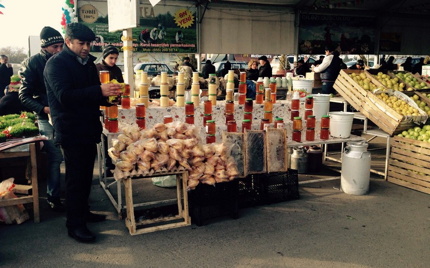 Azərbaycanda bazar və yarmarkalarda məhsulların satışı haqqında rəsmi statistika müşahidəsi forması təsdiqlənib