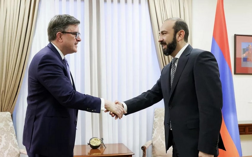 Armenian FM meets with US Assistant Secretary of State