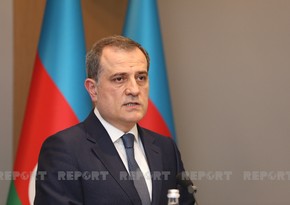 Azerbaijani FM commemorates National Leader Heydar Aliyev with respect