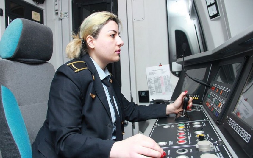 Bakı metrosunda qadın maşinistlərin sayı artırılır