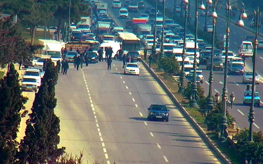 На проспекте Гейдара Алиева возникла пробка