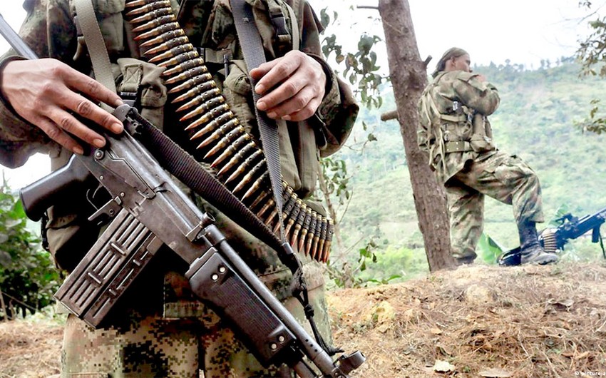 Kolumbiyada silahlı qarşıdurmada 10 nəfər ölüb