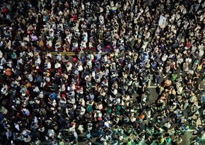 Десятки тысяч человек приняли участие в акции протеста у парламента Тайваня