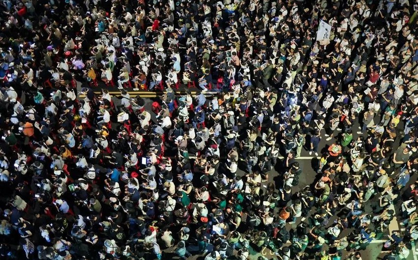 Десятки тысяч человек приняли участие в акции протеста у парламента Тайваня
